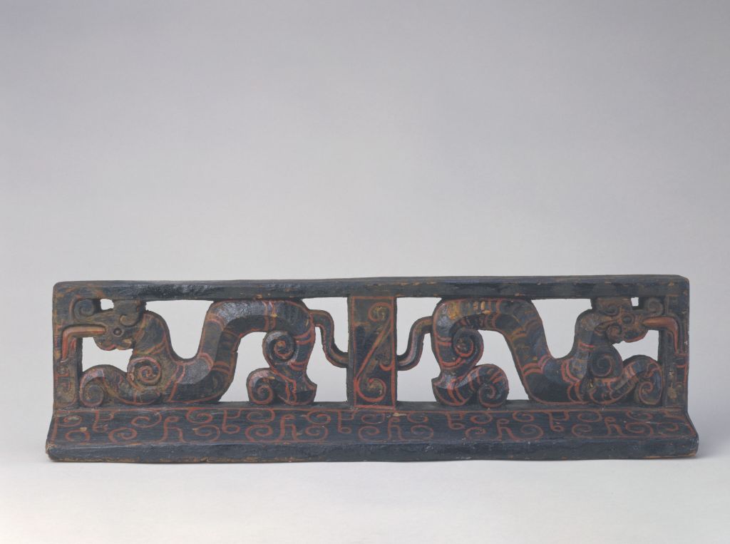 图片[1]-Color-painted paint openwork seat screen-China Archive